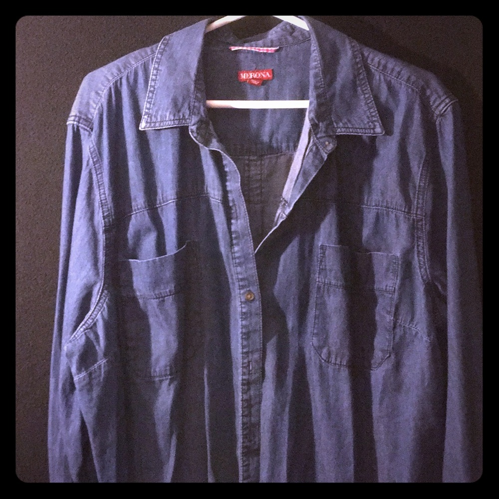 Comfy, casual denim shirt perfect for Fall!